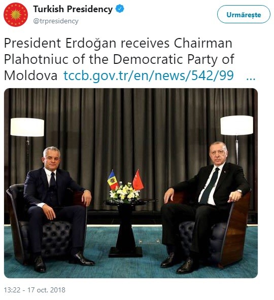 Aflat într-o vizită oficială în Republica Moldova, în octombrie 2018, Recep Tayyp Erdogan a luat cina cu coordonatorul coaliției de guvernare de la Chișinău, Vlad Plahotniuc, lider PDM
